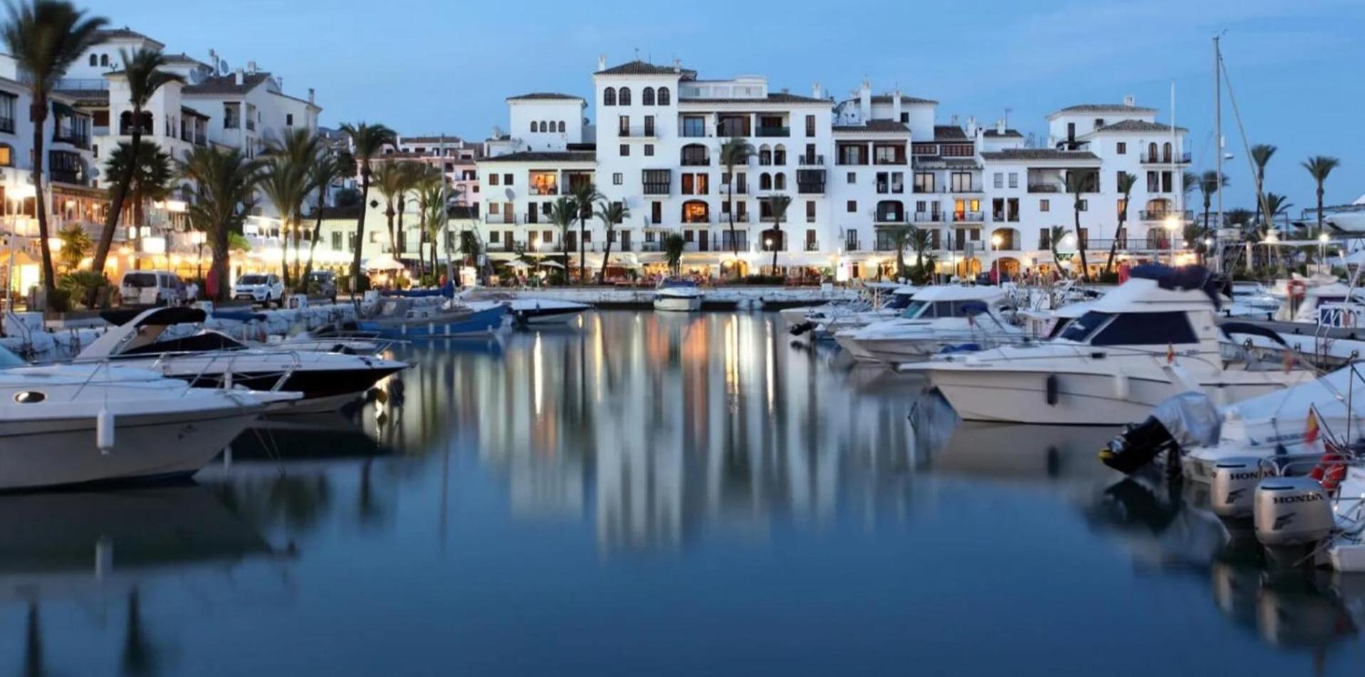 Lovely Aldea Beach Apartment Манилва Экстерьер фото