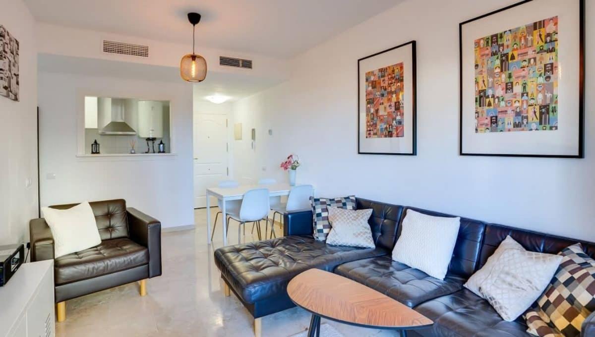 Lovely Aldea Beach Apartment Манилва Экстерьер фото