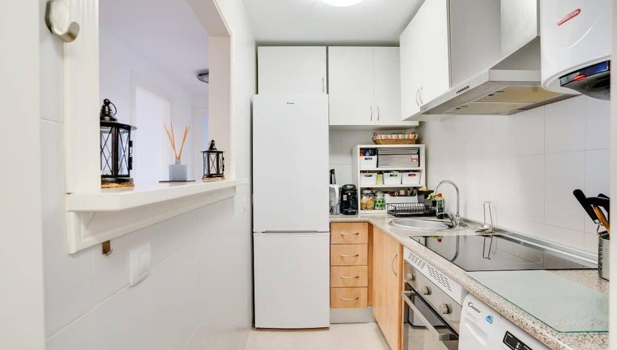 Lovely Aldea Beach Apartment Манилва Экстерьер фото