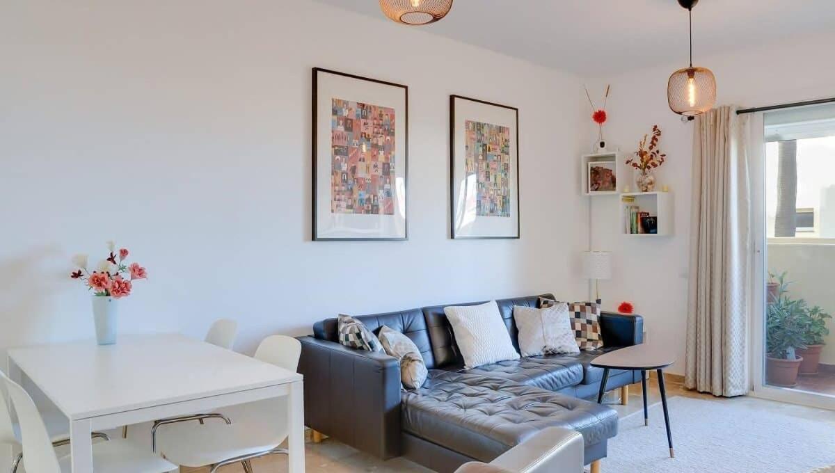 Lovely Aldea Beach Apartment Манилва Экстерьер фото